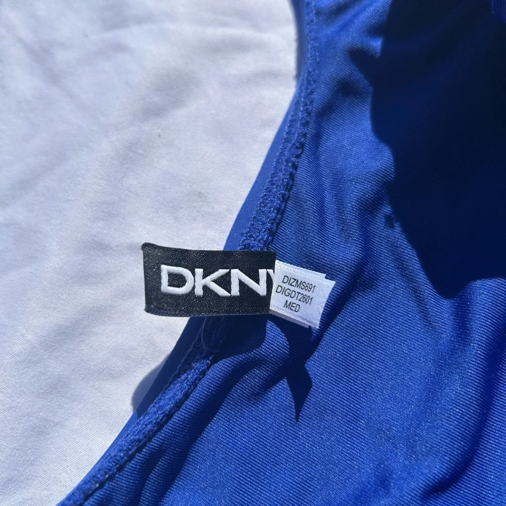 Dkny Cobalt Blue Ruffle-Shoulder One-Piece Swimsuit colorful classic - Picture 7 of 8